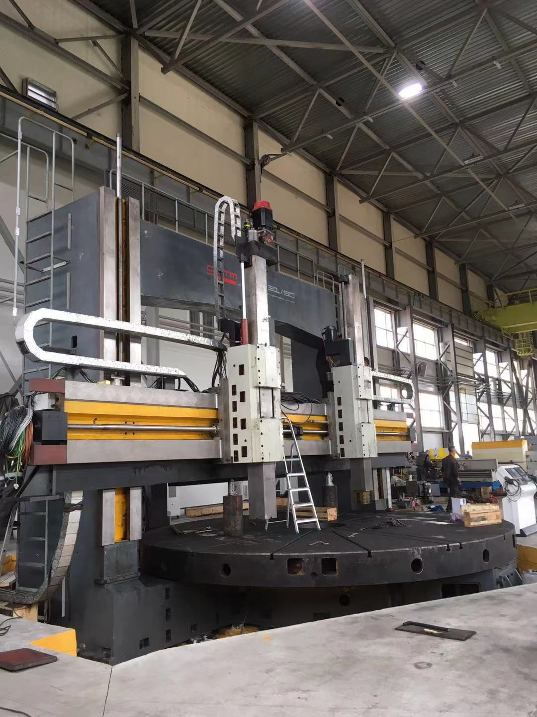 Vertical Lathe with C axis for boring and milling