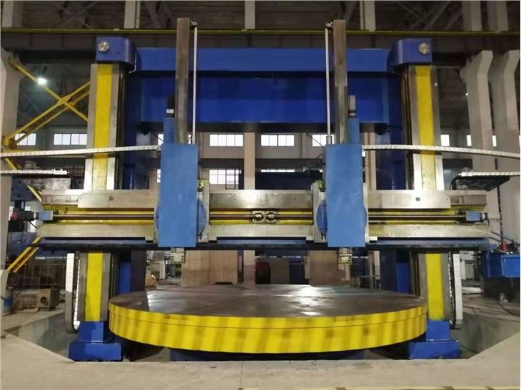 Double Column Lathe